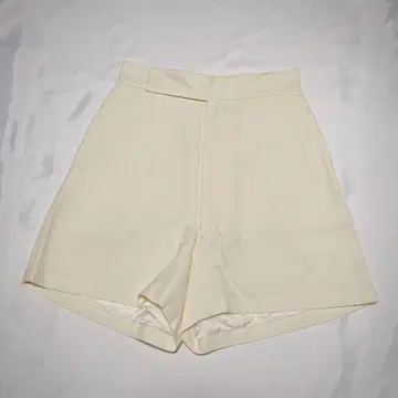 MADISONBLUE 매디슨 블루 숏팬츠 SS 아이보리