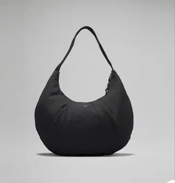 Lululemon pleated shoulder bag 룰루레몬