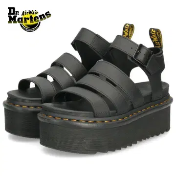 Dr. Martens 블랙 스트랩 샌들 통굽 닥터마틴