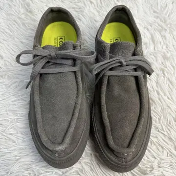 컨버스 그레이 스웨이드 로퍼 타입 신발 25.5cm