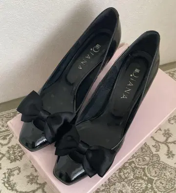 다이애나 블랙 리본 에나멜 펌프스 23cm