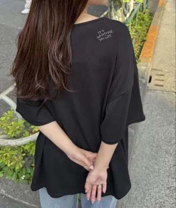 시어 슬라브 원포인트 자수 오버 반팔 Tee