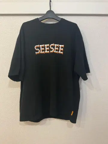 SEESEE x URBS BASIC 반팔 티셔츠