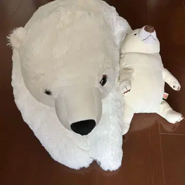 북극곰 봉제 인형 2점