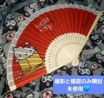 Hello kitty  부채 호텔 오쿠라 콜라보