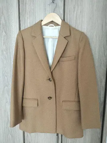 베이지 테일러드 자켓