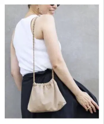 Deuxieme Classe CELERI 셀리 POCHETTE 백