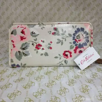 [미사용 새상품] Cath Kidston 꽃무늬 장지갑