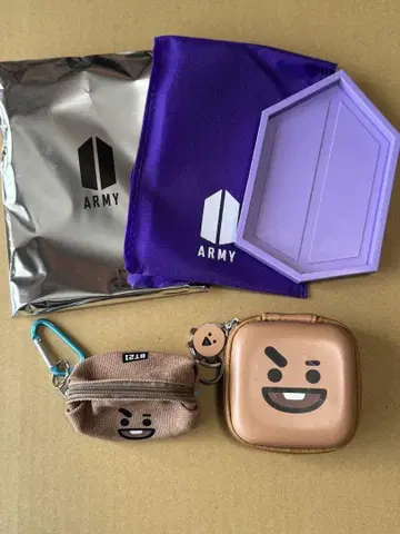 BTS 멀티 트레이 & BT21 SHOOKY 파우치 & 마카롱 케이스