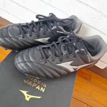 Mizuno 축구화 블랙 23cm