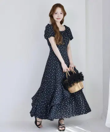 NICE CLAUP 언발란스 티어드 롱 원피스