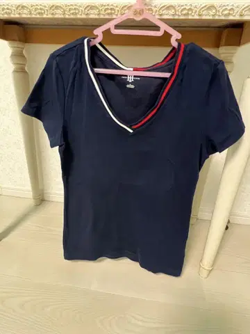 미사용품 TOMMY HILFIGER 타미힐피거 티셔츠 여성용