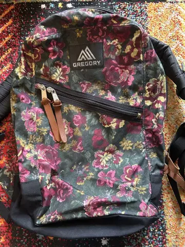 GREGORY 꽃무늬 백팩