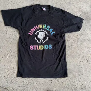 universal studio 90s FRUIT OF THE LOOM