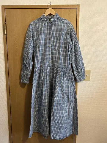 블루 계열 체크 무늬 셔츠 원피스