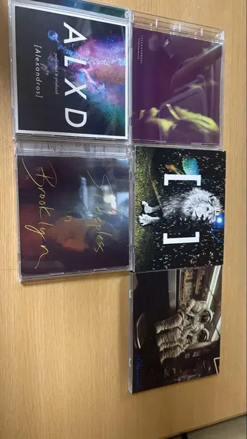 [Alexandros] CD DVD