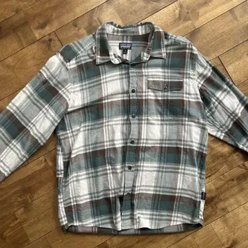 patagonia 파타고니아 체크 무늬 긴팔 셔츠