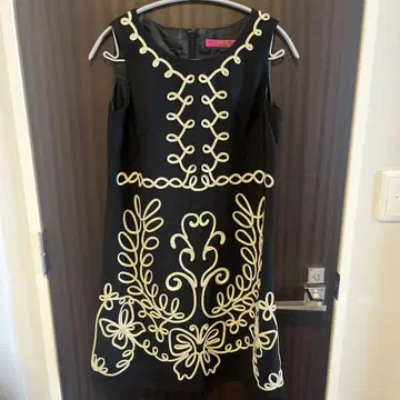 ANNA SUI 슬리브리스 원피스