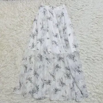 emmi atelier 시스루 스커트