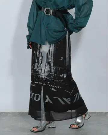 HARE city photo 내로우 스커트