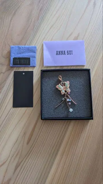 ANNA SUI 나비 참 새상품 미사용