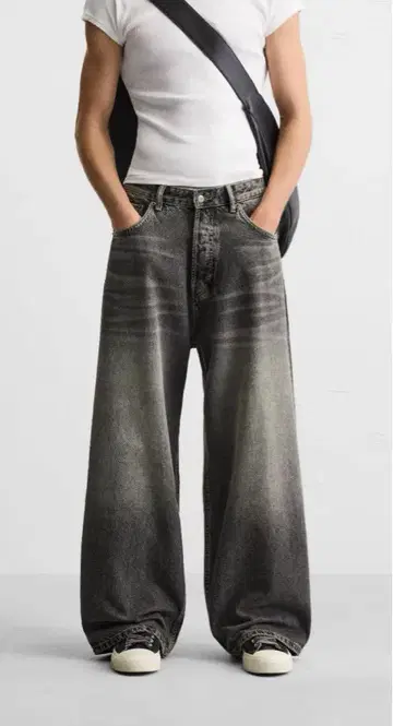 ZARA 슈퍼 배기 핏 청바지