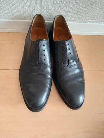 장카를로 모렐리 EUR43 JP28cm 스퀘어토