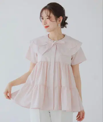 fitmore 페탈 칼라 티어드 블라우스