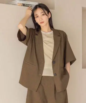 로리즈팜 팝색 자켓 이번 시즌