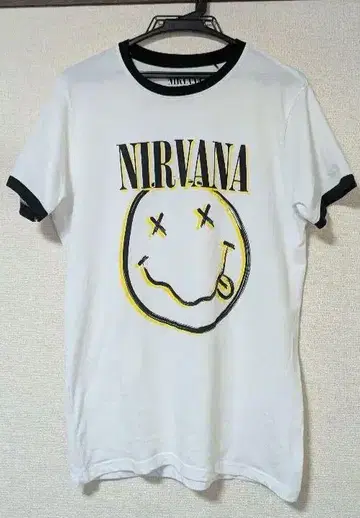 NIRVANA 스마일리 페이스 T셔츠