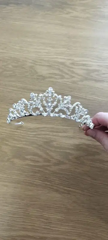크리스탈 장식 실버 티아라