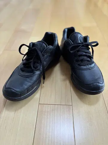 Reebok EASY TONE 리복 스니커즈 블랙 26.5cm