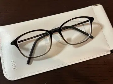 JINS 안경