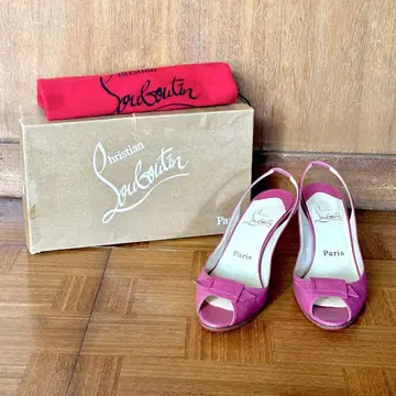 Christian Louboutin 핑크 오픈토 하이힐