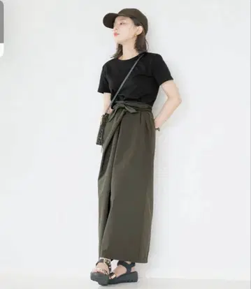 UNLIENS 앙리앙 tie skirt