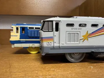 EF510, EF65 프라레일 차량
