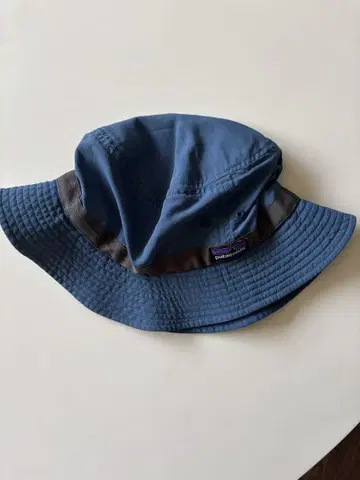 patagonia 버킷햇 파랑