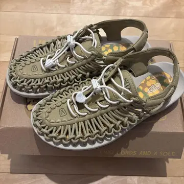 KEEN UNEEK 샌들 여성용 미모사 24.5cm