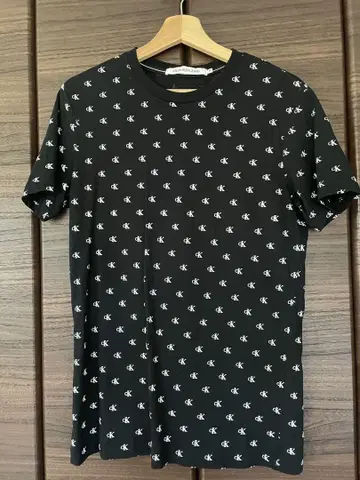 Calvin Klein Jeans 로고 프린트 티셔츠