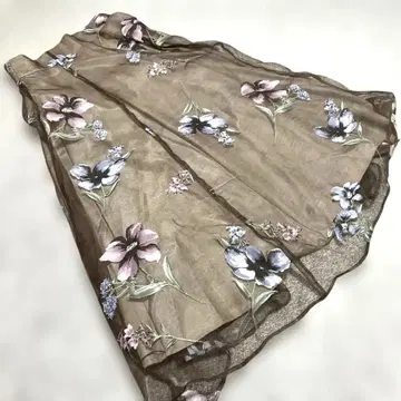JUSGLITTY 플라워 프린트 플레어 스커트 사이즈 1