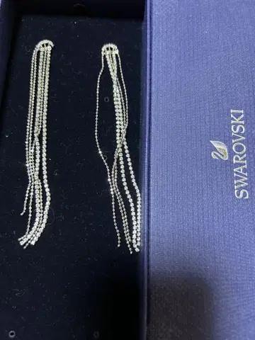 Swarovski 롱 프린지 귀걸이 새상품급