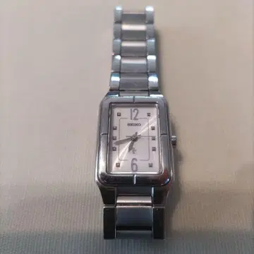 SEIKO 루키아 쿼츠 손목시계 실버 여성용 (작동품)