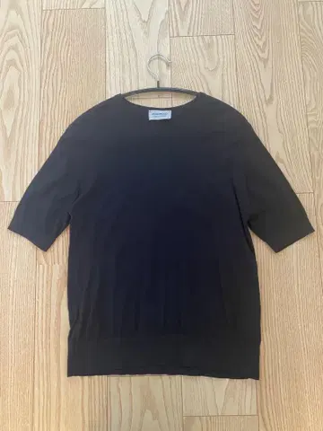 JOHN SMEDLEY 블랙 반팔 니트 L
