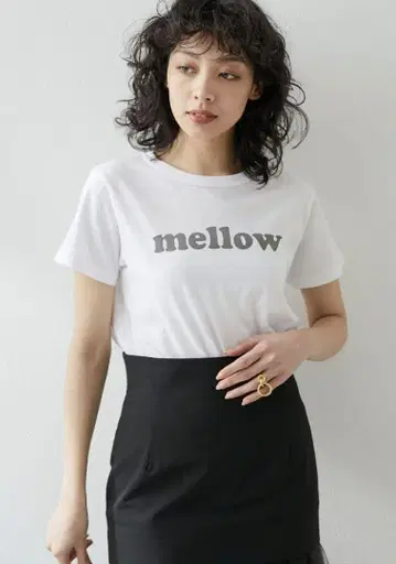 Whim Gazette (윔 가젯) mellow T셔츠 화이트