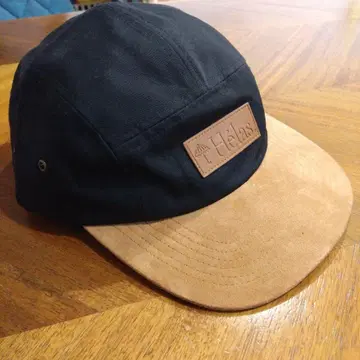 helas 워크캡 블랙 x 브라운