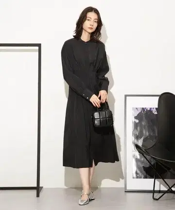 나노 유니버스 고급 새틴 원단 골드 버튼 턱 원피스 M 블랙