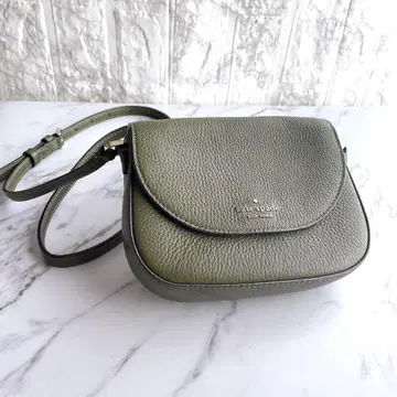 [거의 새상품] kate spade(케이트 스페이드) 숄더백 레이라