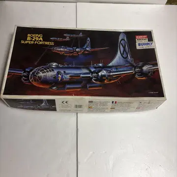 Academy Boeing B-29A Super-Fortress 1/72