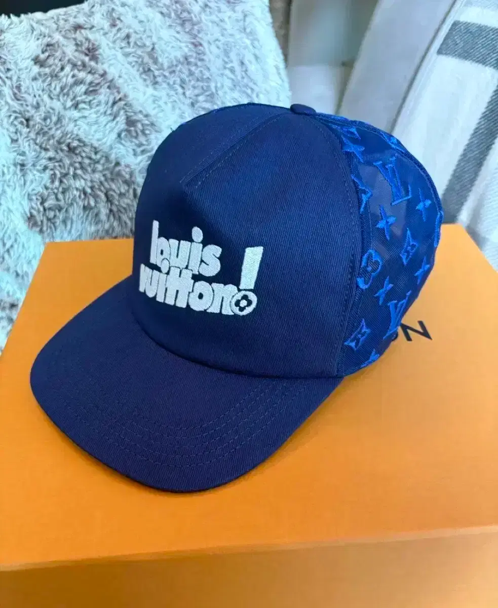 Louis Vuitton Virgil Abloh Blue Mesh Snapback