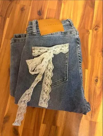 ANDMARY Lacey ribbon heart hip denim 정품